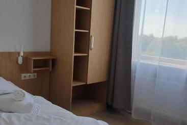 هتل Viešbutis Banga