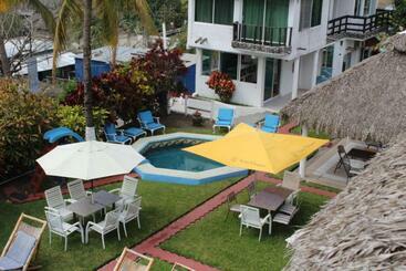 هتل Villas Del Rey