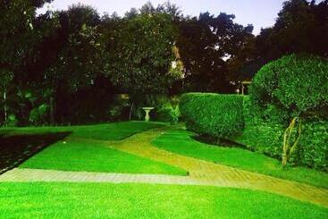 צימר Ankuweni Guest House