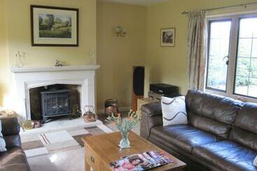 فندق Pardon Hill Farm B&b