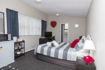 膳宿费 Quiet Boutique Generous Breakfast