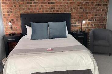 Пансион The Chameleon