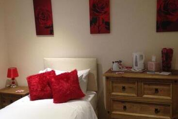 ベッドアンドブレックファースト The Magnet Tavern