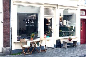 تختخواب و صبحانه Accademia00