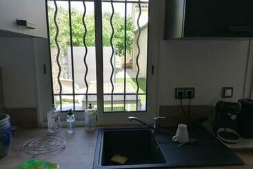 تختخواب و صبحانه Chambre Avec Tout Le Confort D Un Appartement