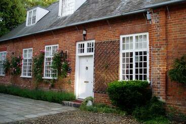 住宿加早餐  The Courtyard