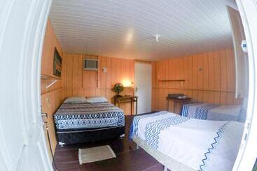 Отель Caboclos House Eco Lodge