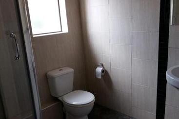 بنسيون Arek S Place