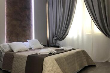 פנסיון Turin Central Rooms