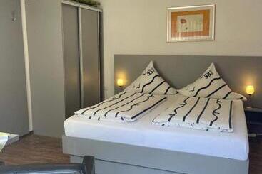 Pension Deichblick 1