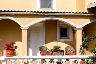 Eleni Family Resort With Swimming Pool, Sidari Corfu