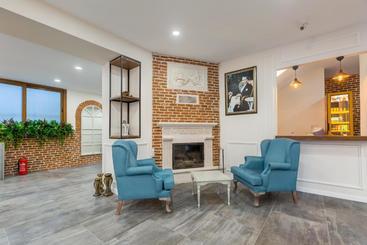 Hanedan Otel