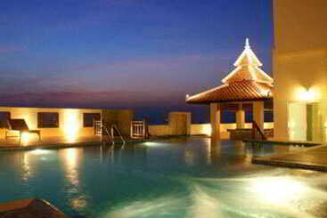 هتل Aiyara Palace