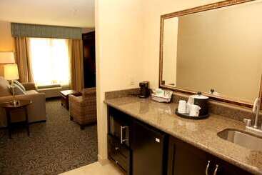 فندق Hampton Inn & Suites Carlsbad