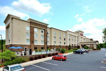 فندق Hampton Inn & Suites Huntersville