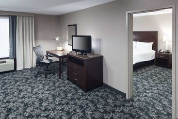 בית מלון כפרי Hilton Garden Inn Cincinnati/mason