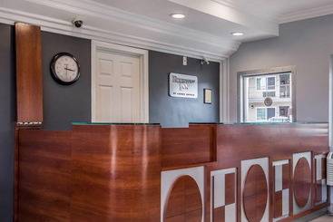 فندق Hyland Inn Near Legoland