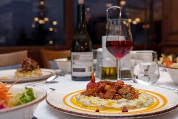 Mpm Hotel Sport Ski In, Ski Out