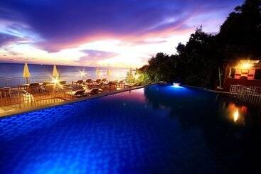 ホテル Pinnacle Koh Tao Resort