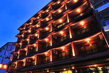 בית מלון כפרי Siralanna