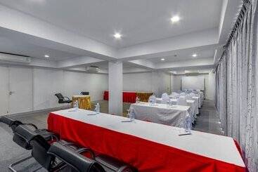 هتل The Lantern Resorts Patong   Sha Extra Plus