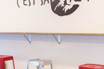 בית מלון כפרי The Originals Access, Hôtel Clermontferrand Nord