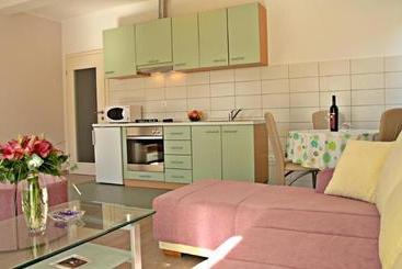 Peric Apartments