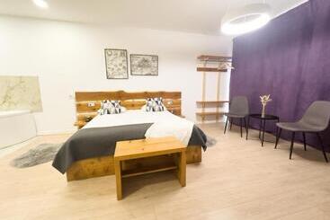 بنسيون Middlehouse