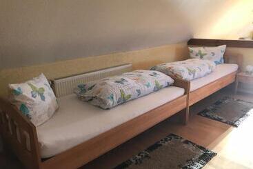 호텔 Urlaub Auf Dem Bauernhof Zeller