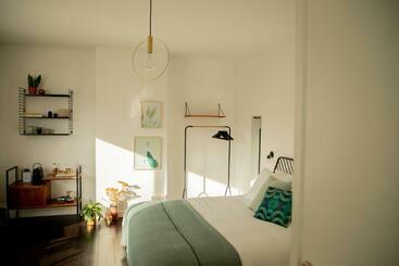 פנסיון Huisalfons