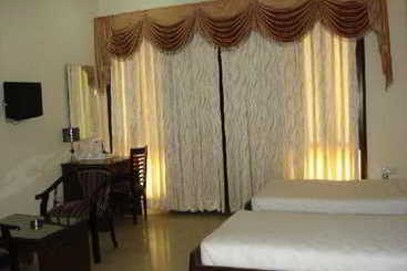 فندق Astoria Plazza Sector 31