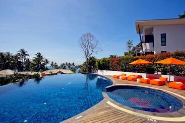 هتل Ajinta Resort