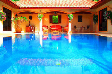 Coconut Paradise Villas