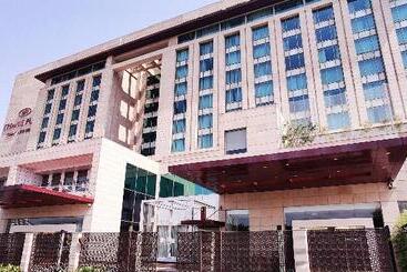 בית מלון כפרי Crowne Plaza New Delhi Okhla, An Ihg