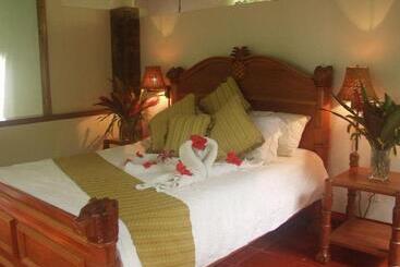 فندق Ian Anderson Caves Branch Jungle Lodge