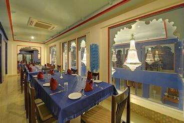 فندق Jüsta Lake Nahargarh Palace, Chittorgarh