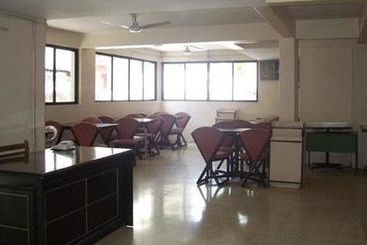 Hotel Meru