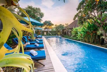 هتل Rama Residence Petitenget