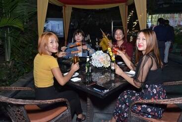 Skycity Hotel Gurgaon