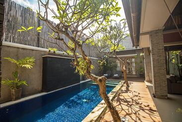 בית מלון כפרי The Wolas Villa & Spa