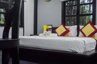 리조트 Port Hedonia