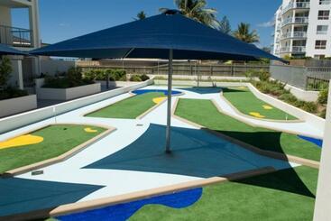 דירה The Point Resort