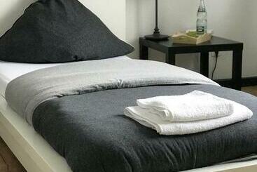 호스텔 Monteurhome Hagen