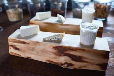 צימר Cascina Facelli   Luxury Country House