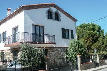 פנסיון Les Hortensias