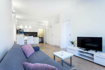 Urban Style Apartments By Loft