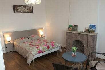 مبيت وإفطار Chambres  Orchidées