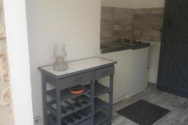 Bed and Breakfast Sous Le Mûrier