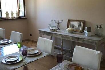 צימר Via D  Este 8