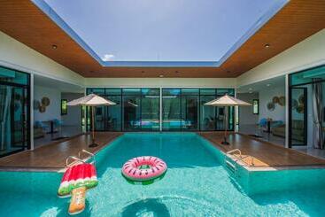 هتل Good Night Pool Villa Phuket   Sha Plus